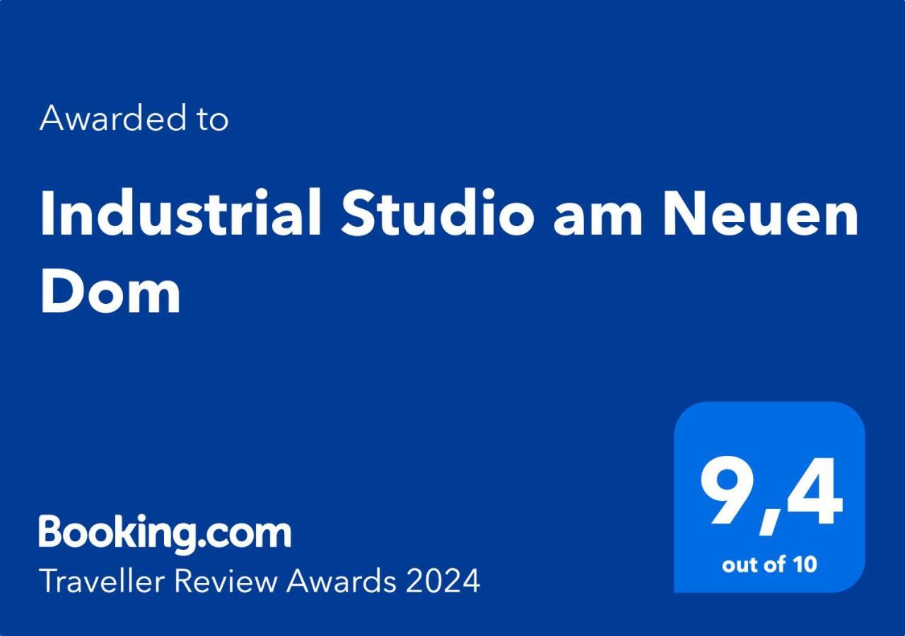 Industrial Studio Am Neuen Dom Linz Exterior photo